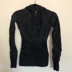 Lululemon black and gray reversible jacket